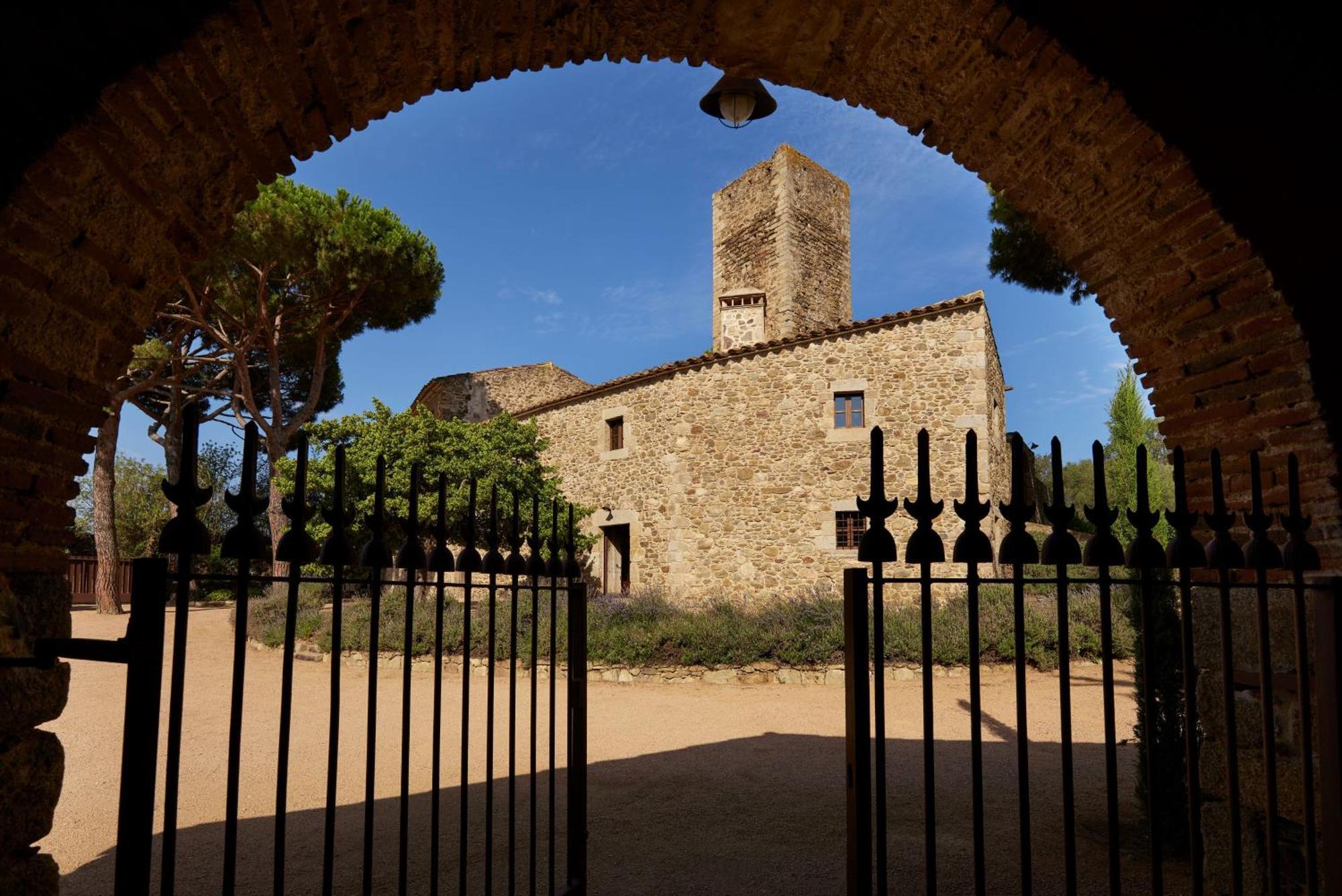 Masia Torre Lloreta S.Xiii Calonge  Ngoại thất bức ảnh